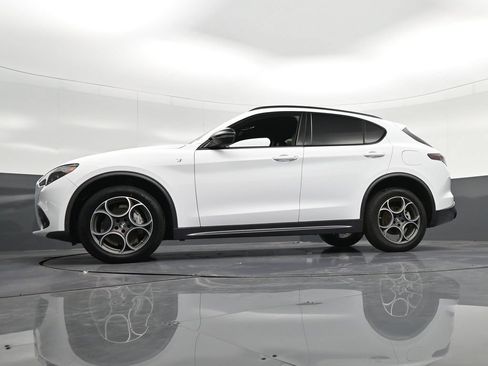 Used 2024 Alfa Romeo Stelvio Ti w/ Active Assist Plus Package AWD/4WD image 34
