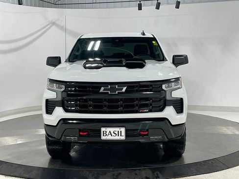 Used 2024 Chevrolet Silverado 1500 LT Trail Boss image 8