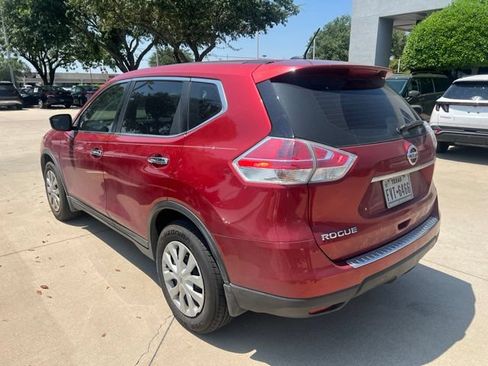 Used 2015 Nissan Rogue S FWD image 4