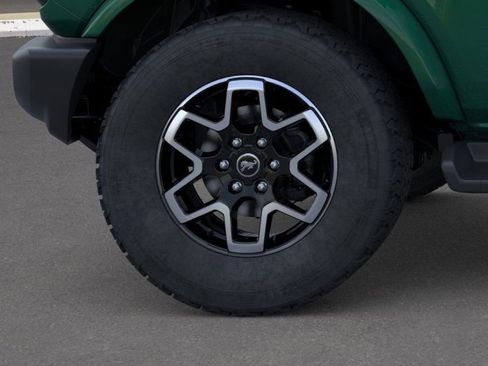 New 2025 Ford Bronco Outer Banks image 22