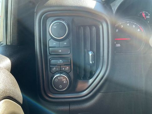 Used 2022 Chevrolet Silverado 2500 W/T w/ WT Fleet Convenience Package AWD/4WD image 10