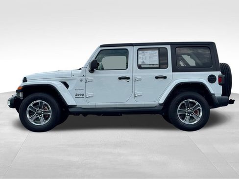 Used 2021 Jeep Wrangler Unlimited Sahara w/ Uconnect 4C Nav & Sound Group AWD/4WD image 4