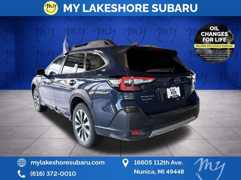 Certified 2025 Subaru Outback Limited AWD/4WD image 9