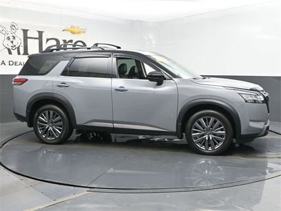 Used 2024 Nissan Pathfinder SL w/ SL Premium Package