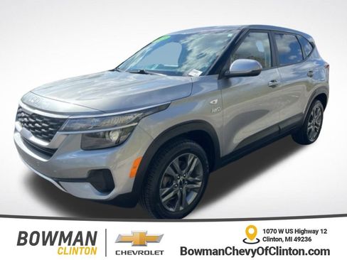 Used 2023 Kia Seltos LX image 1