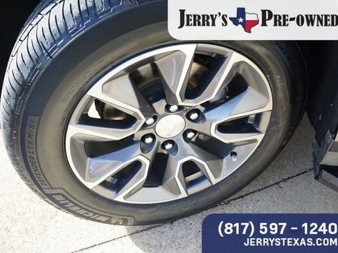 Used 2022 Chevrolet Tahoe LT w/ Luxury Package image 9