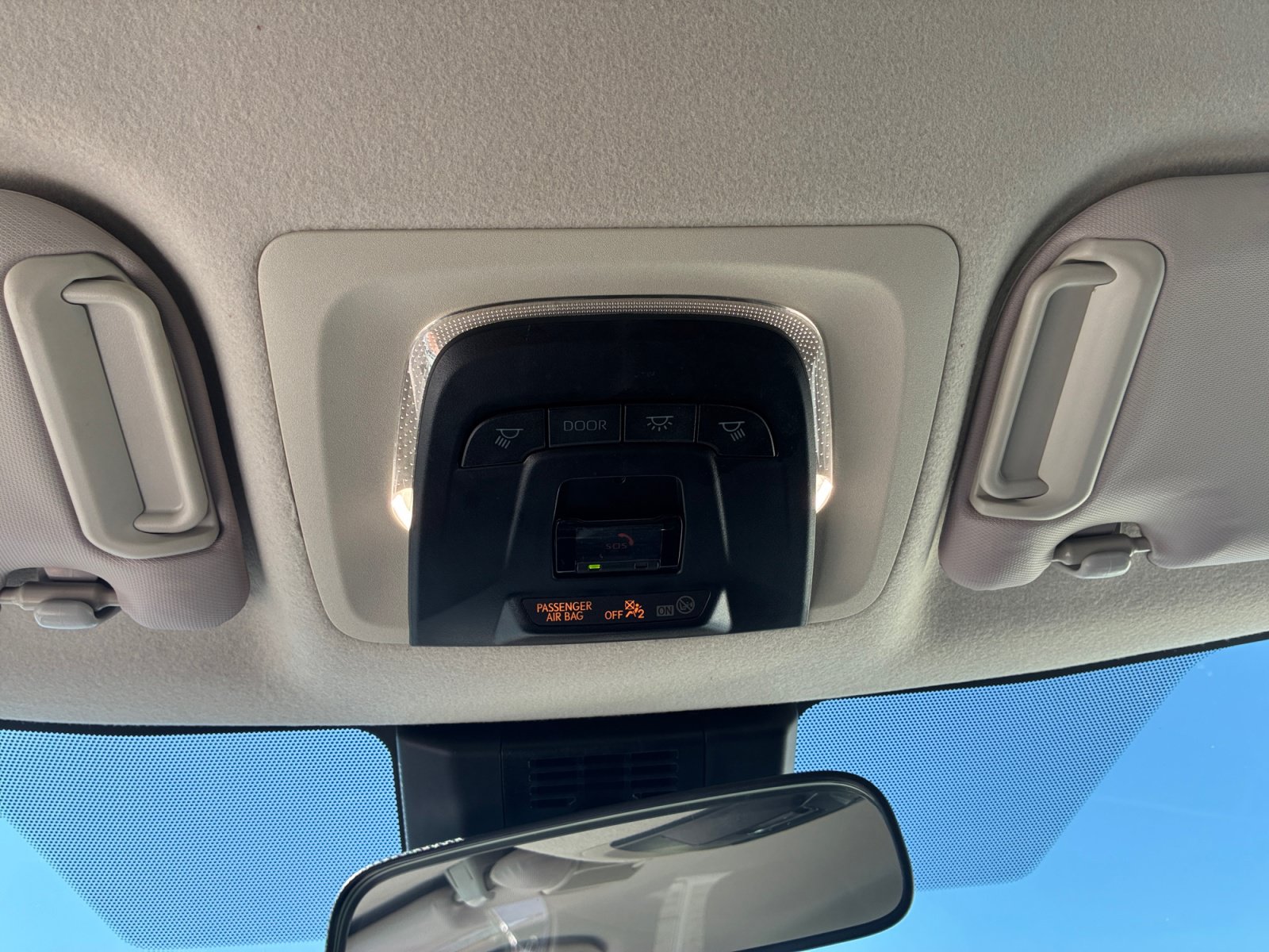 Used 2025 Toyota Corolla LE FWD image 22
