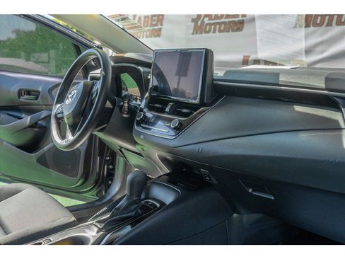 Used 2026 Toyota Corolla LE w/ LE Premium Package FWD image 35
