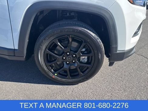 New 2026 Jeep Compass Latitude AWD/4WD image 11