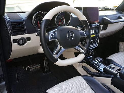 Used 2017 Mercedes-Benz G 63 AMG 4MATIC image 8
