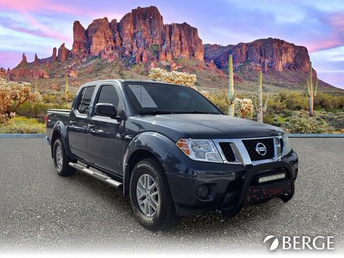 Used 2018 Nissan Frontier SV AWD/4WD image 10