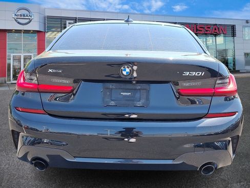 Used 2021 BMW 330i xDrive Sedan w/ M Sport Package AWD/4WD image 5