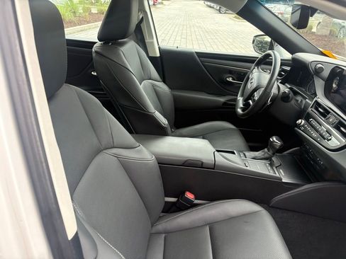 Used 2022 Lexus ES 350 w/ Premium Package FWD image 13