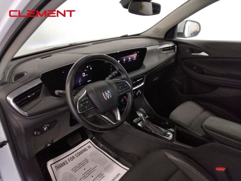 Used 2025 Buick Encore GX Preferred image 28