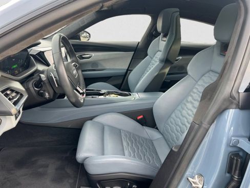 Used 2022 Audi RS e-tron GT w/ Carbon Performance Package image 10