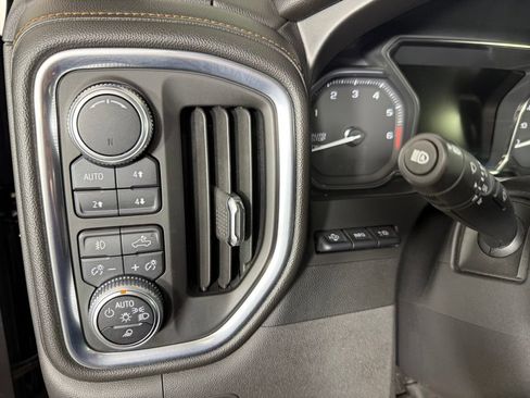 Used 2019 GMC Sierra 1500 AT4 w/ AT4 Premium Package AWD/4WD image 28