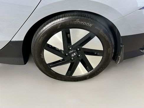 Used 2024 Hyundai Ioniq 6 SE image 11