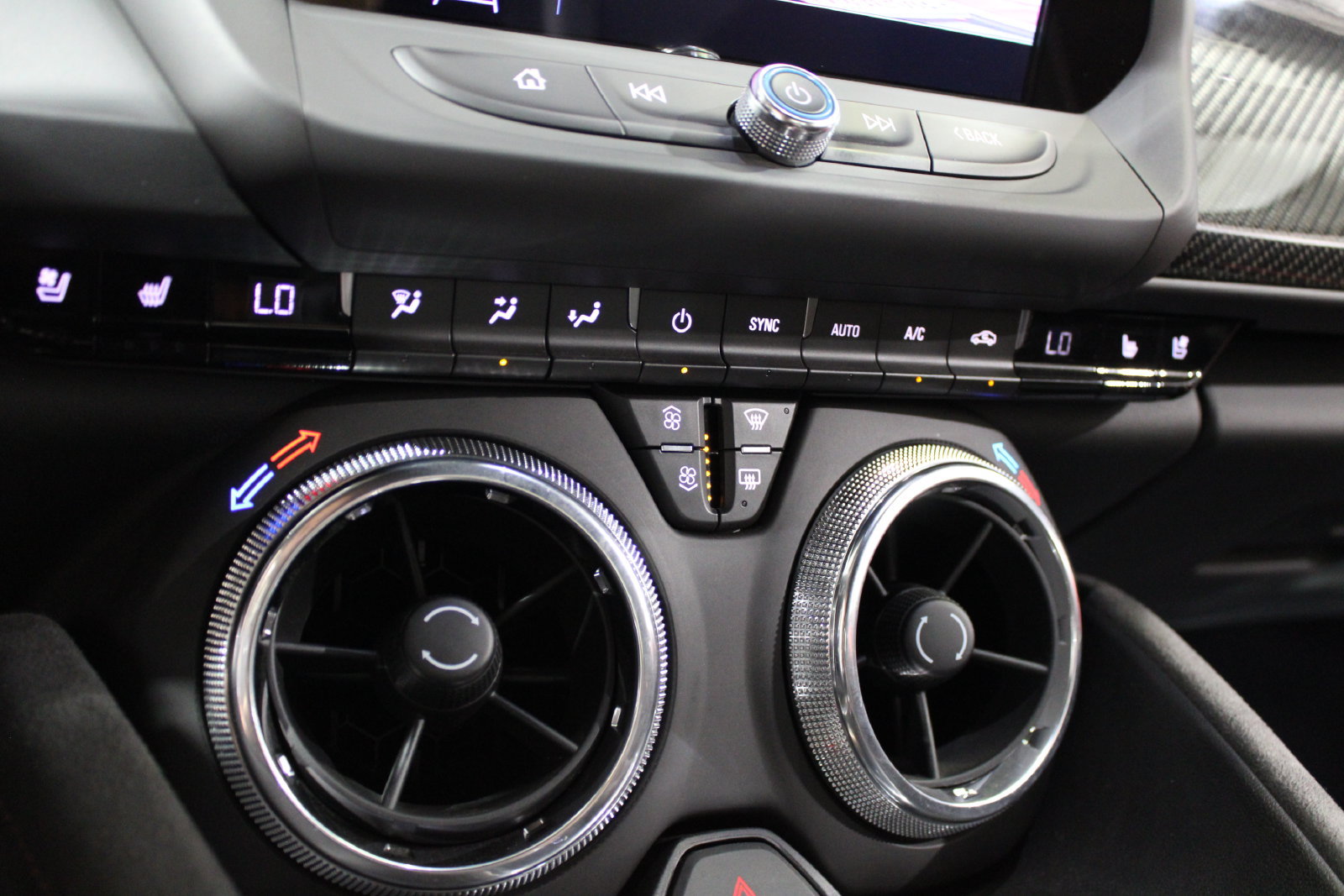 Used 2019 Chevrolet Camaro ZL1 RWD image 29