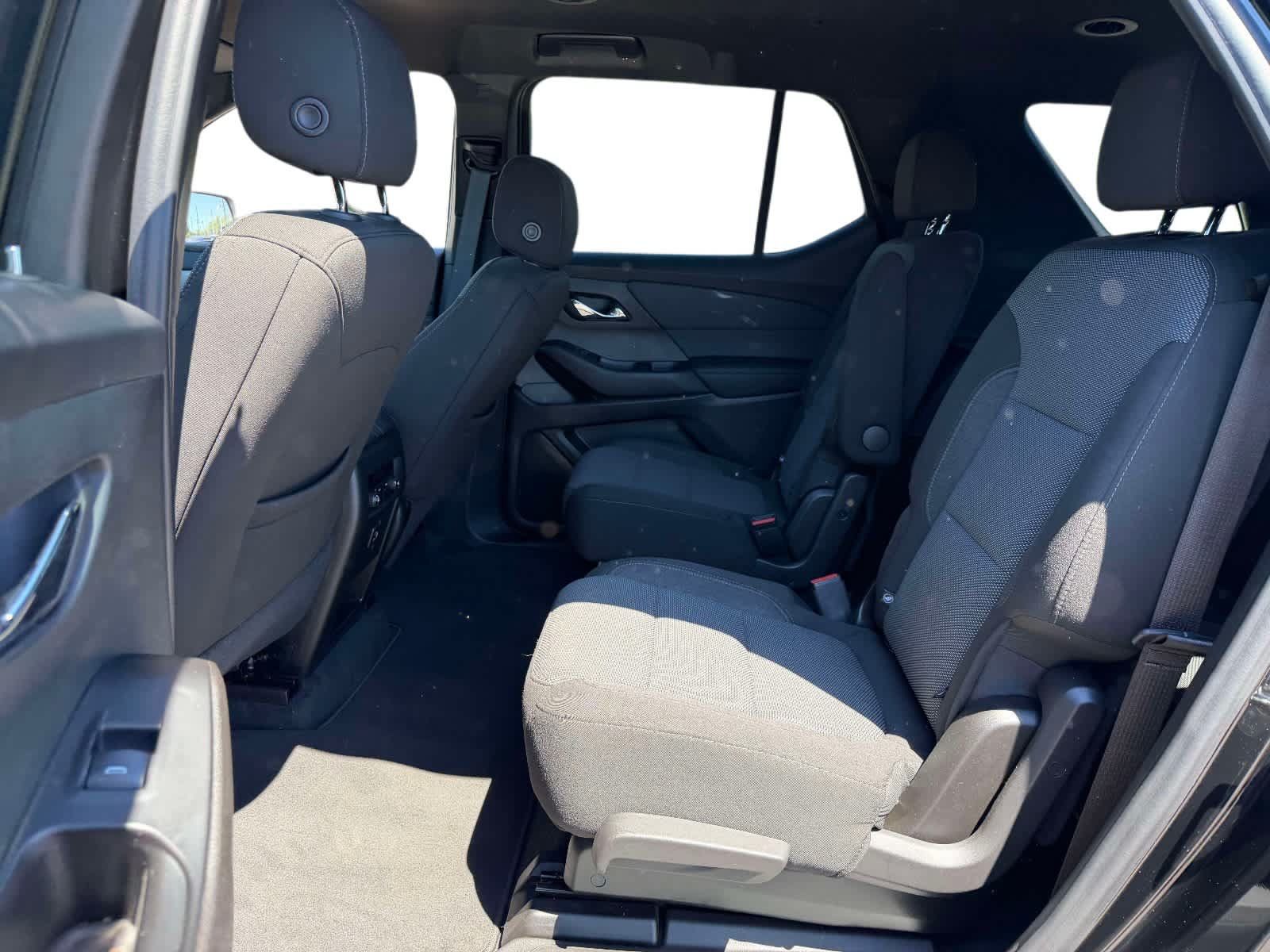 Used 2023 Chevrolet Traverse LT AWD/4WD image 13