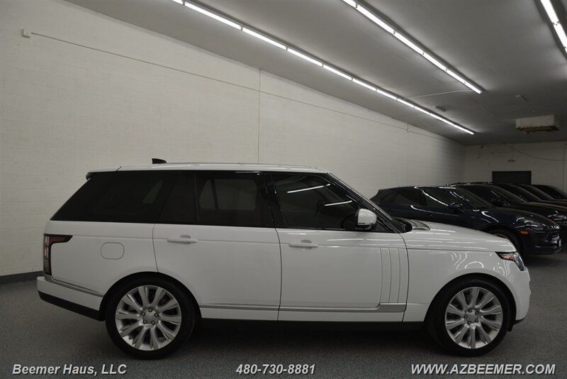 Used 2017 Land Rover Range Rover HSE AWD/4WD image 8