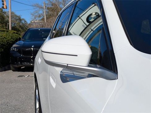 Used 2025 BMW X3 xDrive30i w/ Convenience Package image 13