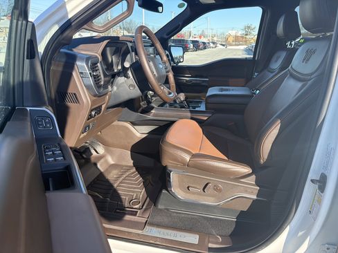 Used 2025 Ford F150 King Ranch image 12