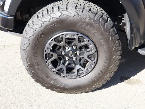 Used 2025 Ford F150 Raptor w/ Equipment Group 803A Raptor R AWD/4WD image 14