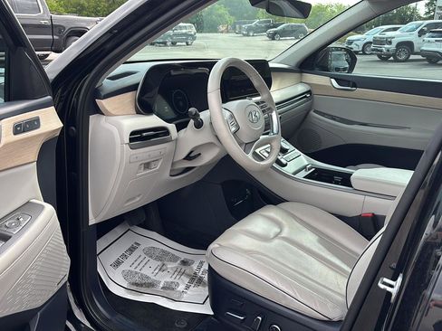 Used 2023 Hyundai Palisade Limited AWD/4WD image 15