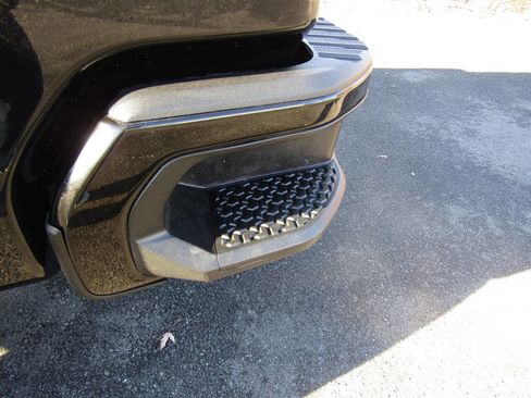 Used 2021 Chevrolet Silverado 2500 Custom w/ Custom Value Package image 39