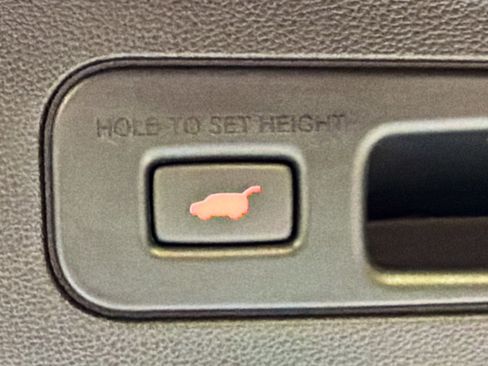 Used 2024 Acura MDX FWD w/ Technology Package image 14