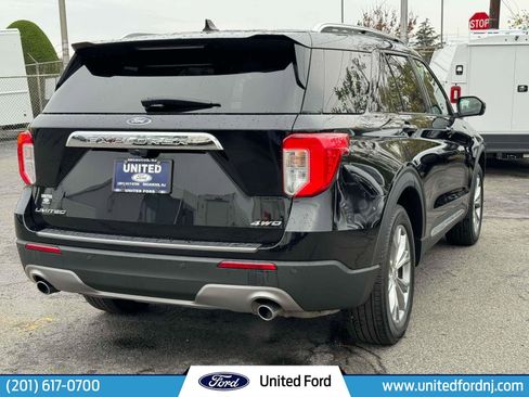 Used 2021 Ford Explorer Limited w/ Equipment Group 301A image 4