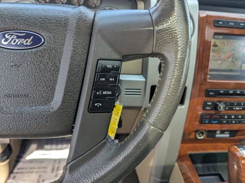 Used 2009 Ford F150 Lariat image 14