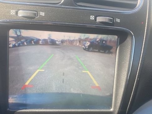 Used 2017 Dodge Journey Crossroad FWD image 20