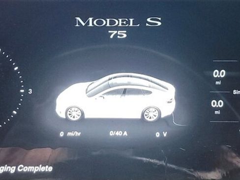 Used 2016 Tesla Model S image 9