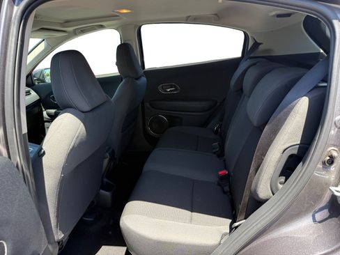 Used 2022 Honda HR-V EX image 16