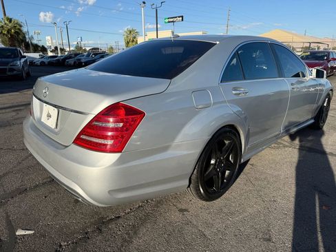 Used 2010 Mercedes-Benz S 550 w/ Sport Pkg image 5
