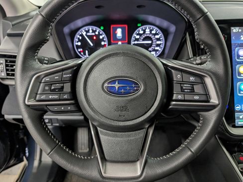 Used 2025 Subaru Outback Premium image 16
