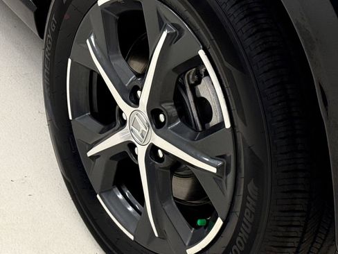 Certified 2025 Honda HR-V EX-L image 10