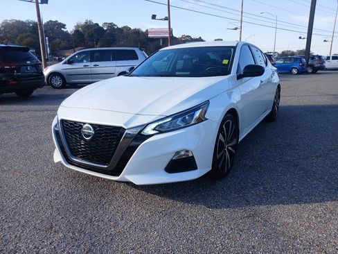 Used 2020 Nissan Altima 2.5 SR image 8