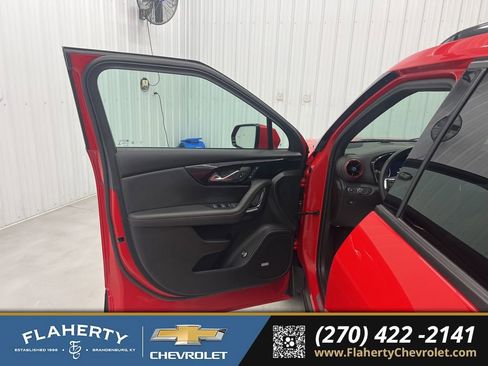Used 2023 Chevrolet Blazer RS w/ Driver Confidence II Package image 8