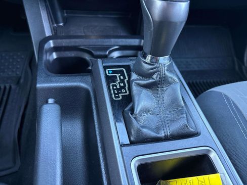 Certified 2020 Toyota Tacoma TRD Sport image 21