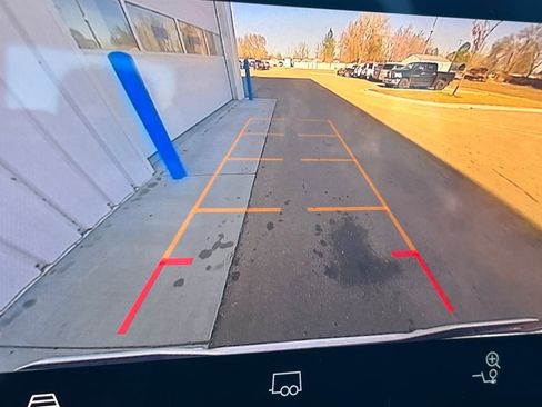 New 2025 GMC Canyon Elevation w/ Convenience Package image 16