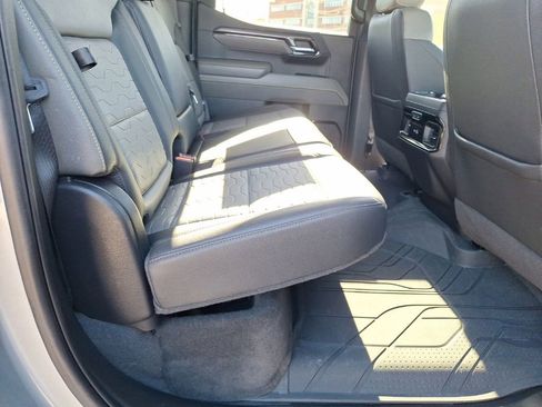 Used 2023 Chevrolet Silverado 1500 ZR2 image 26