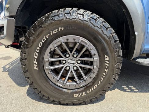 Used 2019 Ford F150 Raptor w/ Equipment Group 802A Luxury AWD/4WD image 10