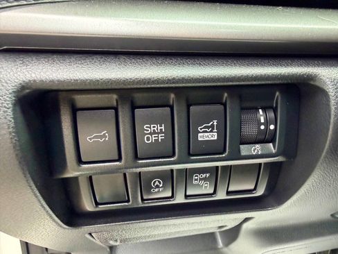Used 2021 Subaru Forester Premium w/ Popular Package #1 AWD/4WD image 61