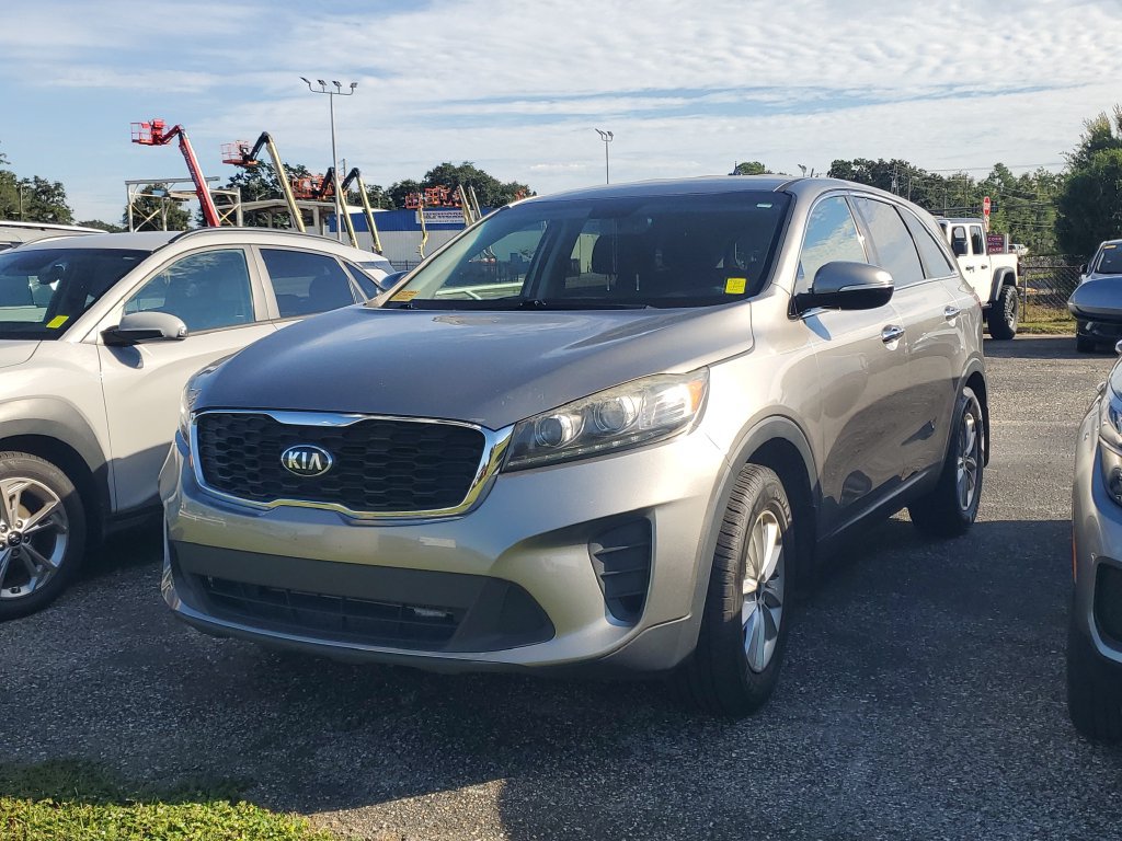 Used 2019 Kia Sorento L FWD image 2