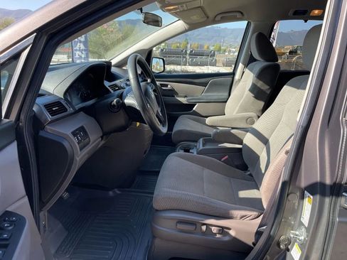 Used 2013 Honda Odyssey EX image 11