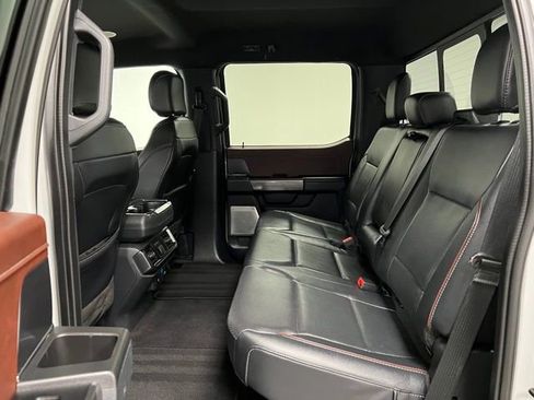 Used 2023 Ford F150 Lariat w/ Equipment Group 502A High image 45