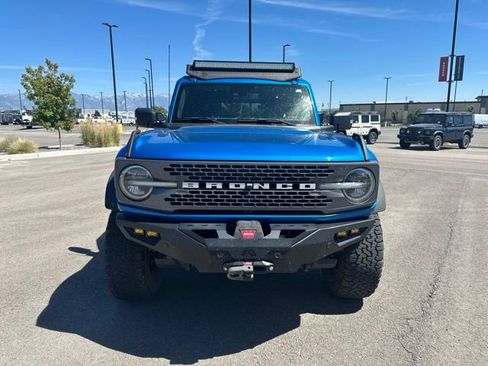 Used 2022 Ford Bronco Badlands w/ Sasquatch Package AWD/4WD image 3