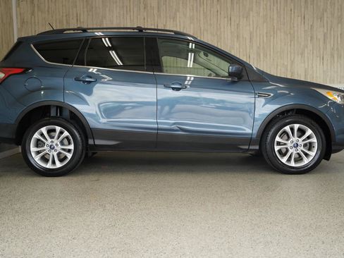 Used 2018 Ford Escape SEL FWD image 6